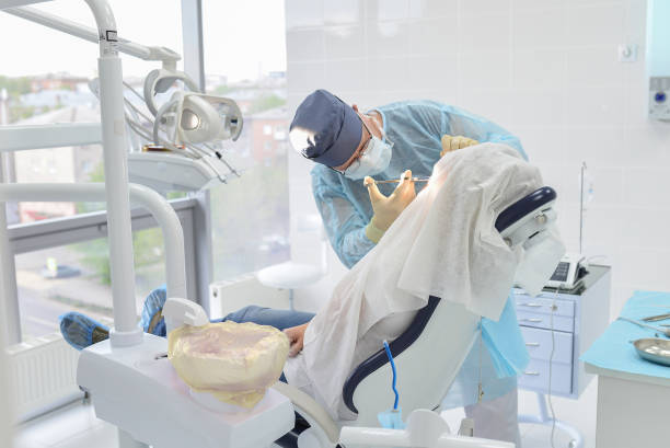 Best Emergency Tooth Extraction in West Palm Beach, FL